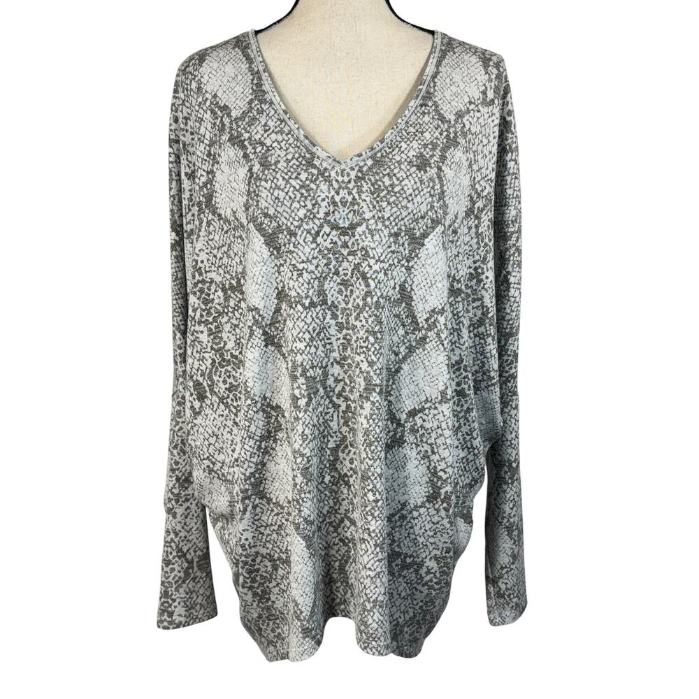 WHBM X-Large Tunic Knit Top Snake Print Stretch Hi-Low Long Dolman Sleeve V-Neck